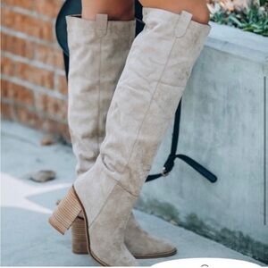 Boots NWT